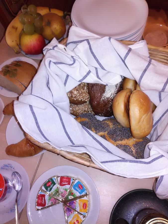 Pension Behnisch Strehla Bagian luar foto